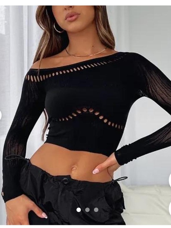 White Fox Boutique Tops - White fox boutique cutout crop top